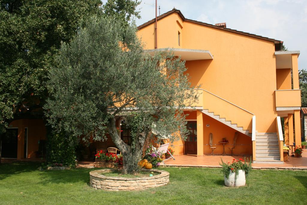 Sossa Apartments Umag Exterior foto